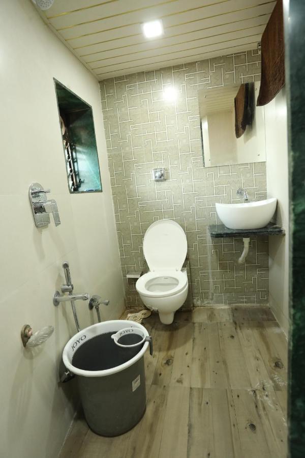 Asrama Mango Marol Mumbai